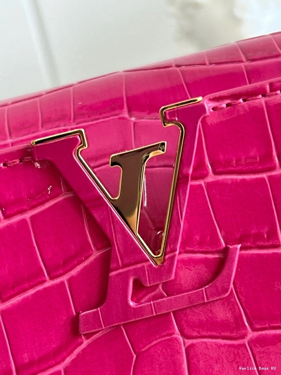 Affordable LOUIS VUITTON CAPUCINES BB 0730